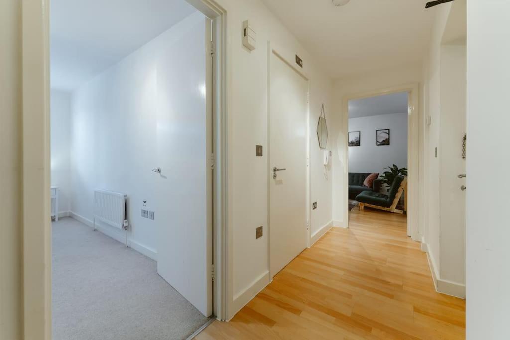 Апартаменты Stunning Flat In Brick Lane Лондон Экстерьер фото